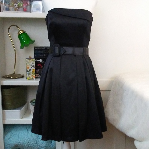 White House Black Market Dresses & Skirts - WHBM Belted Little black dress strapless or straps